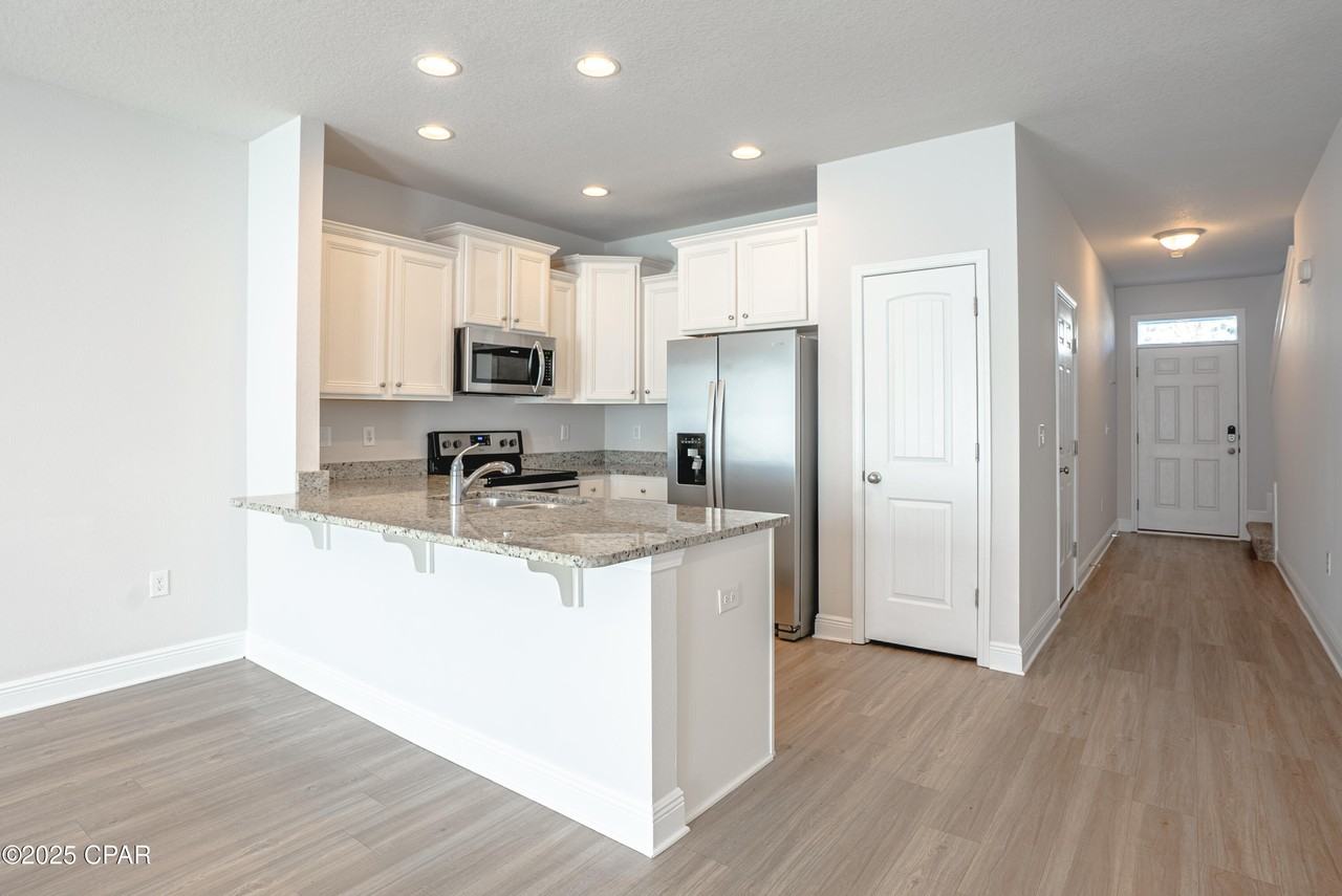 7472 Shadow Lake Dr #7472 - Photo 3 of 50