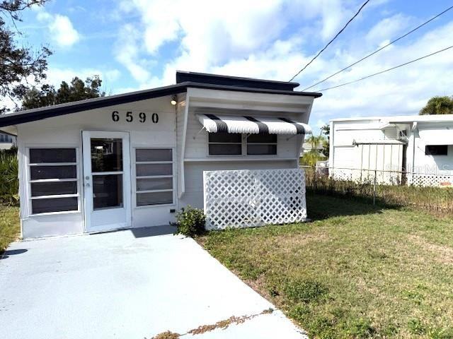 6590 50th St N #6590 - Photo 7 of 22