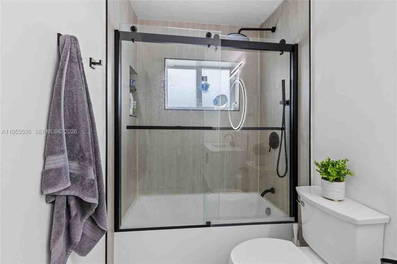 14950 S Biscayne River Dr #14950 - Photo 2 of 32