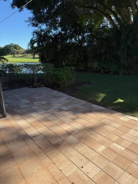 1900 Presidential Way #19001F - Photo 2 of 26