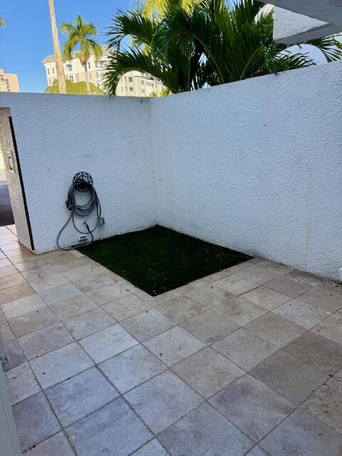 1900 Presidential Way #19001F - Photo 5 of 26