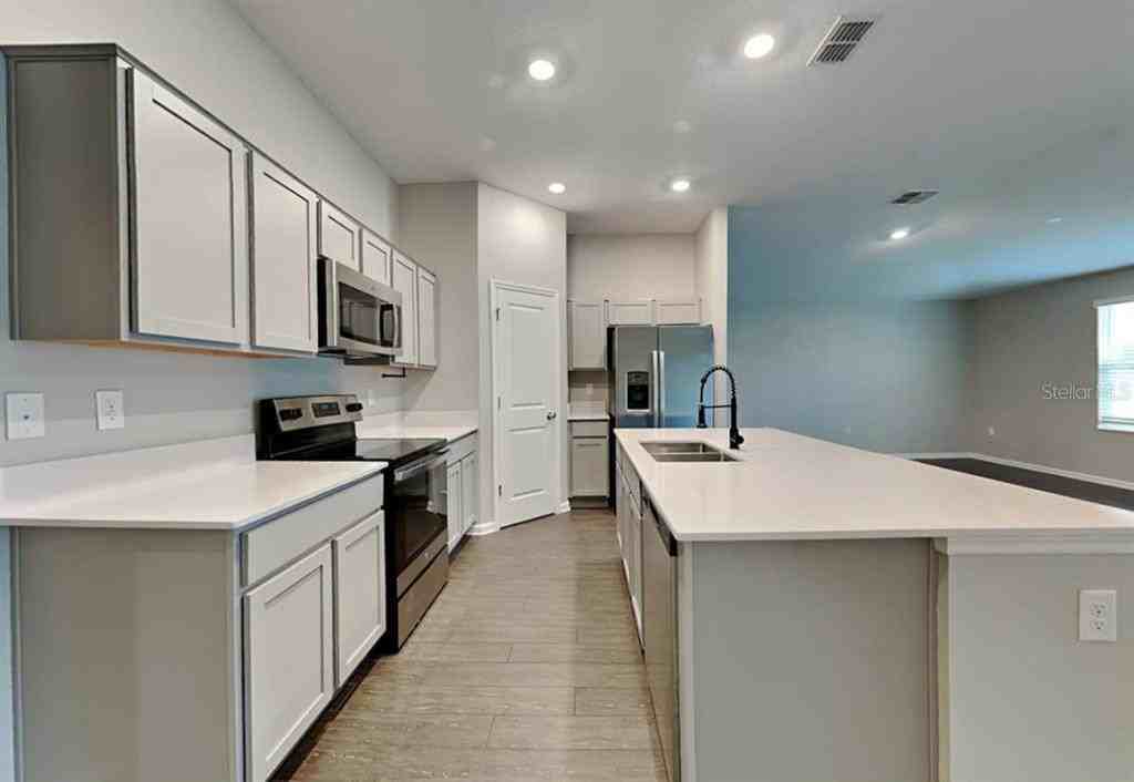 10018 N Hartts Dr #10018 - Photo 3 of 11