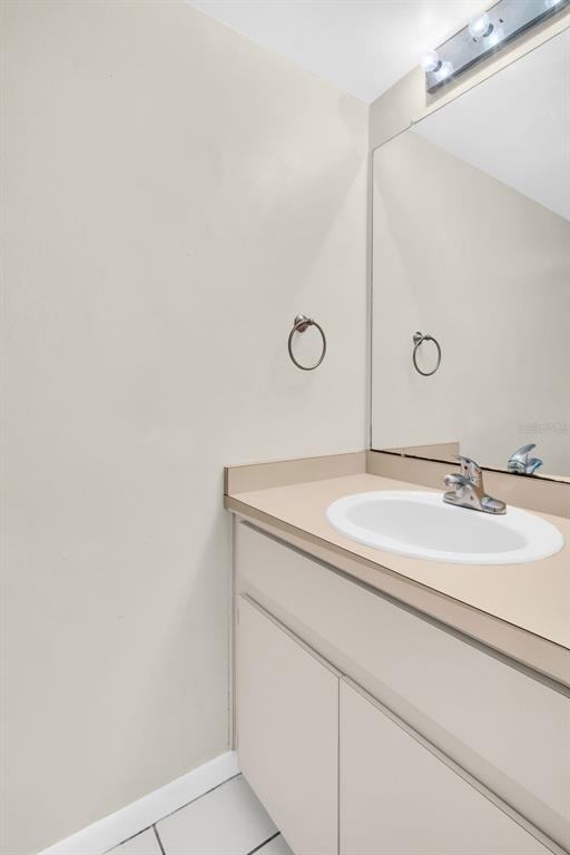 1526 Chateaux De Ville Ct #1526 - Photo 3 of 29