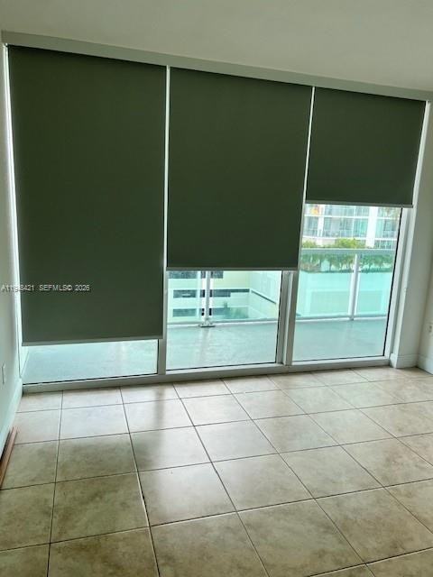 500 Ne 29th St #500-1002 - Photo 7 of 7