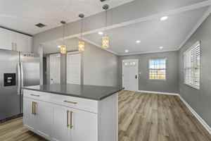 featured image of 2302 S Thixton Ct #2302