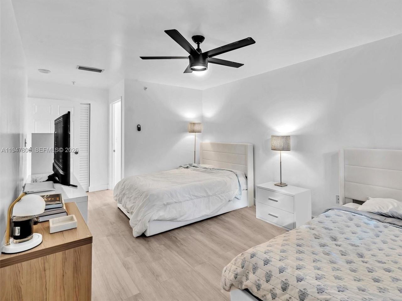 1688 West Ave #1688G06 - Photo 6 of 31