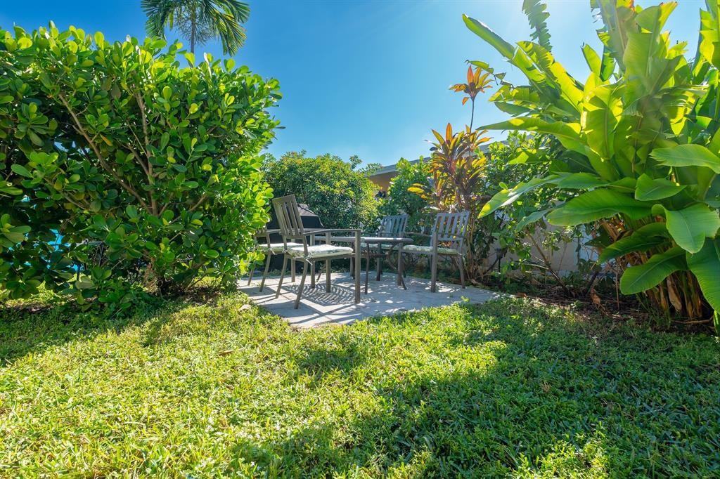 813 Nw 12th Ave #813 - Photo 3 of 26