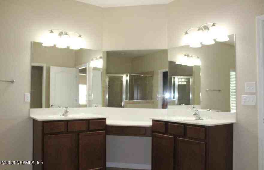 16404 Magnolia Grove Way #16404 - Photo 7 of 24