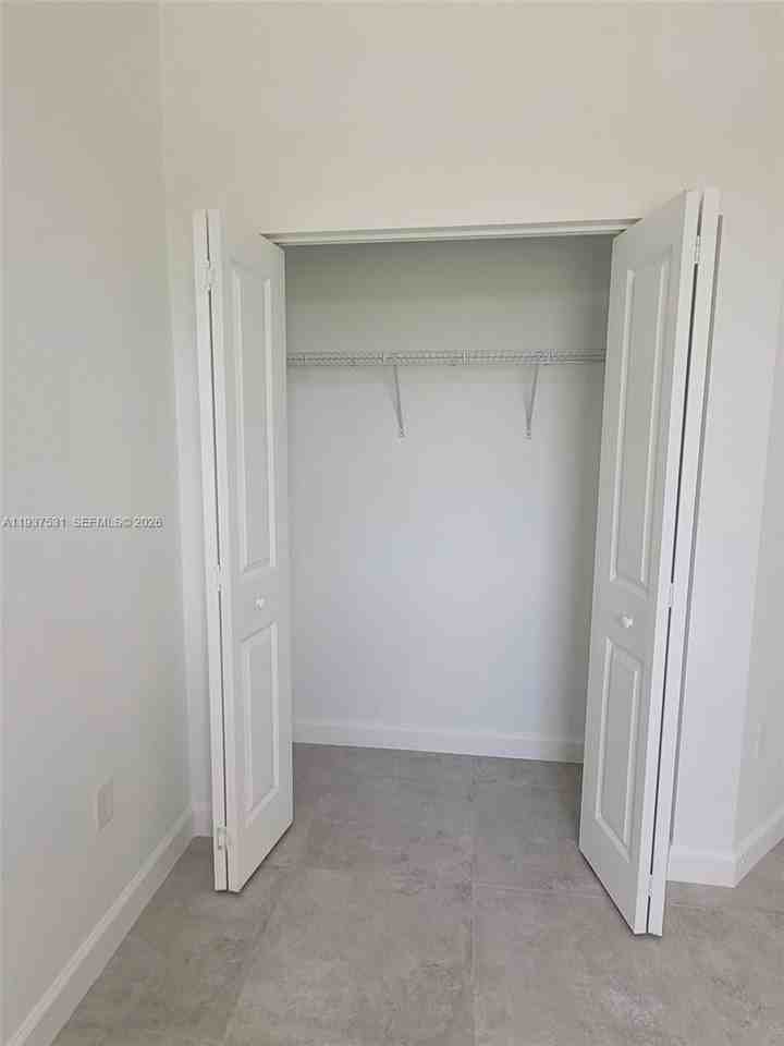 2685 Se 13th St #2685 - Photo 5 of 18