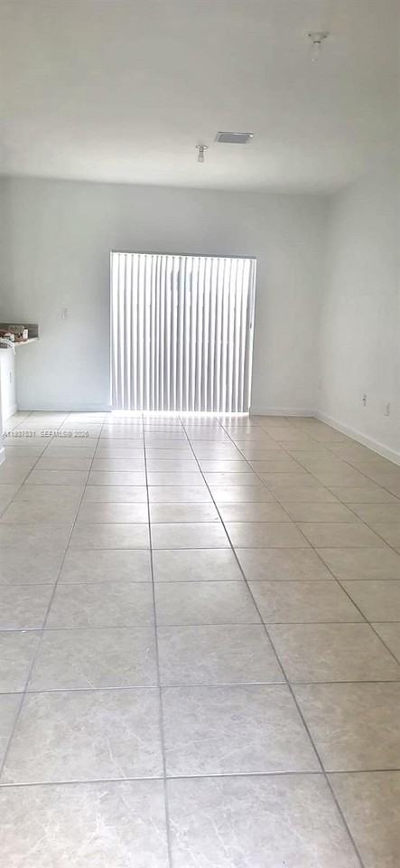 2685 Se 13th St #2685 - Photo 7 of 18