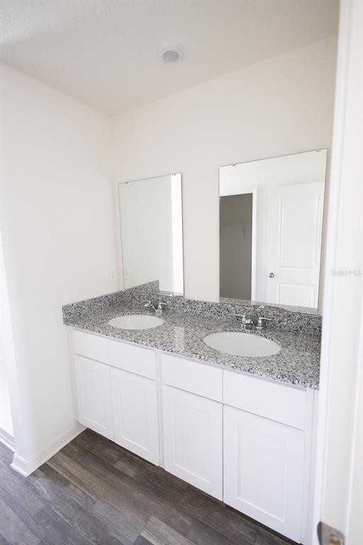 737 Hillview Loop #737 - Photo 2 of 18