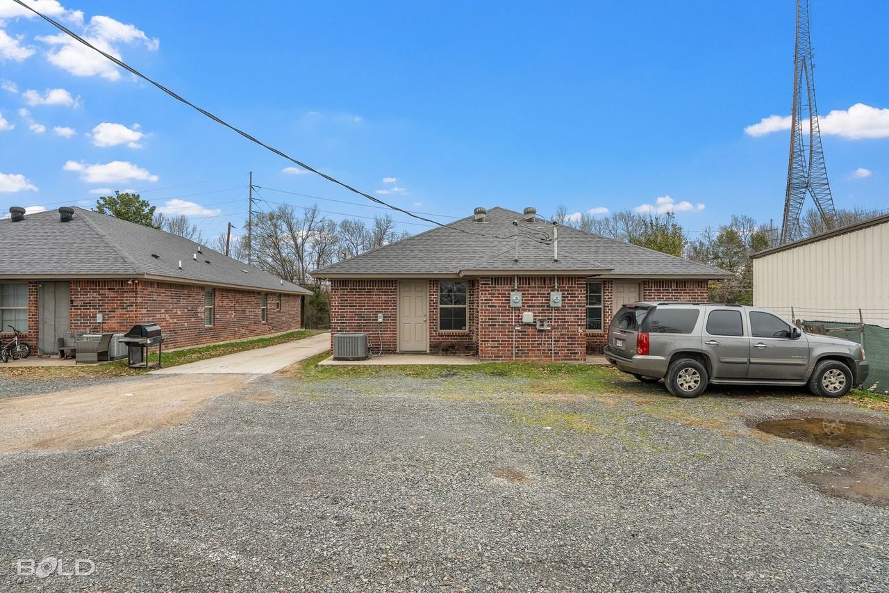 1719 - Photo 6 of 29