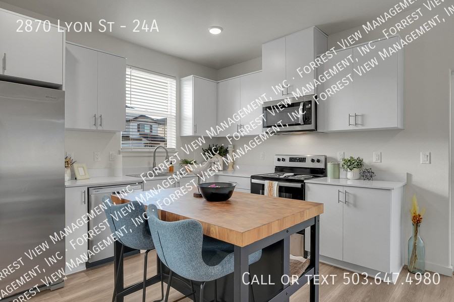 Lyon St Se #24A - Photo 2 of 27