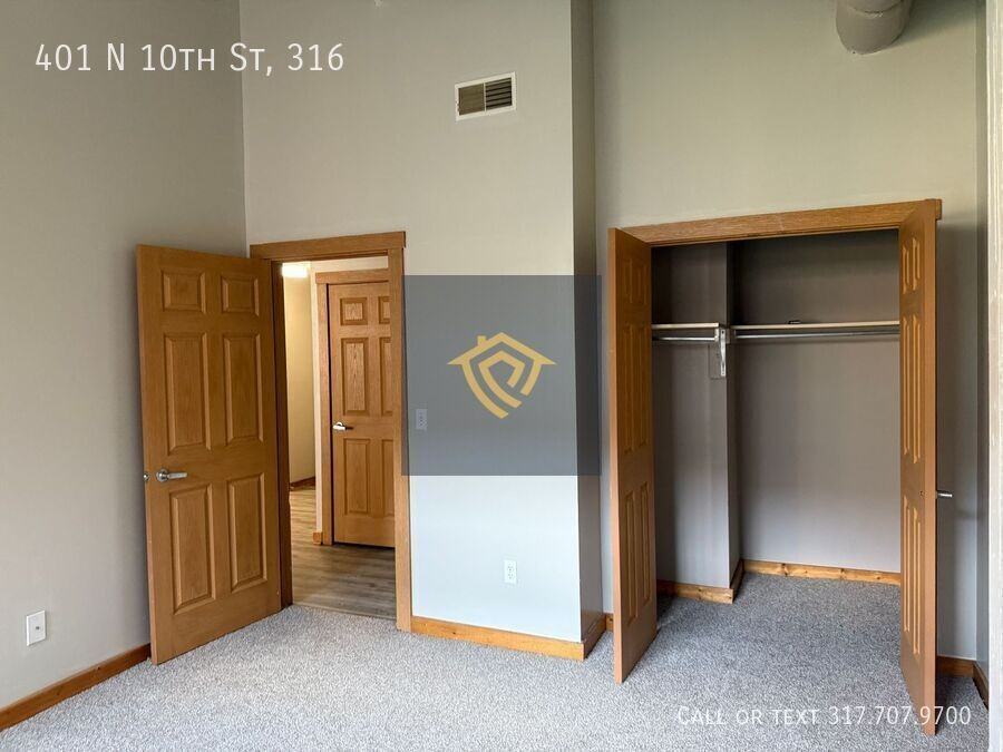 401 N 10th St ##316 - Photo 2 of 33