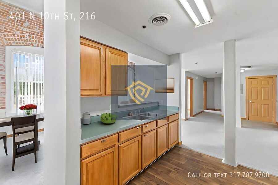 401 N 10th St ##216 - Photo 5 of 32