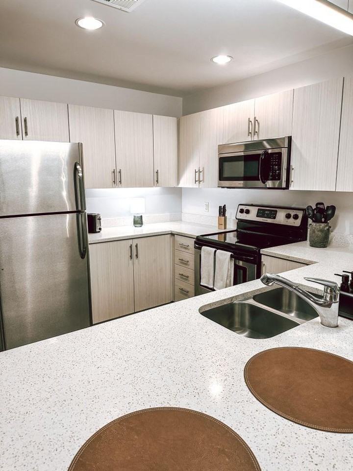 1031 N Park Ave #1383726P - Photo 7 of 30