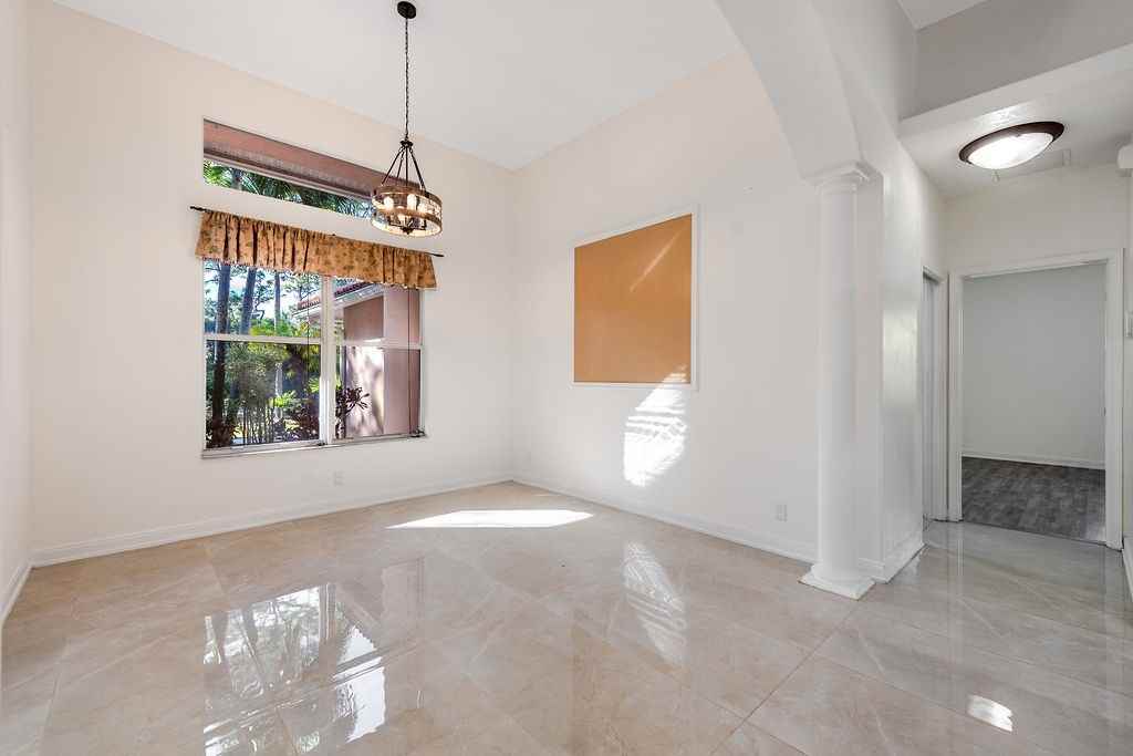 13577 52nd Ct N #1 - Photo 3 of 37