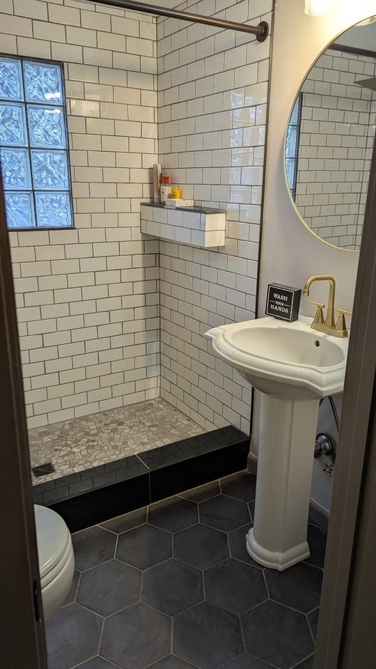 385 East 2nd South Street #1 - Photo 6 of 31