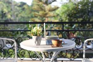 featured image of 2715 Weyburn Rd