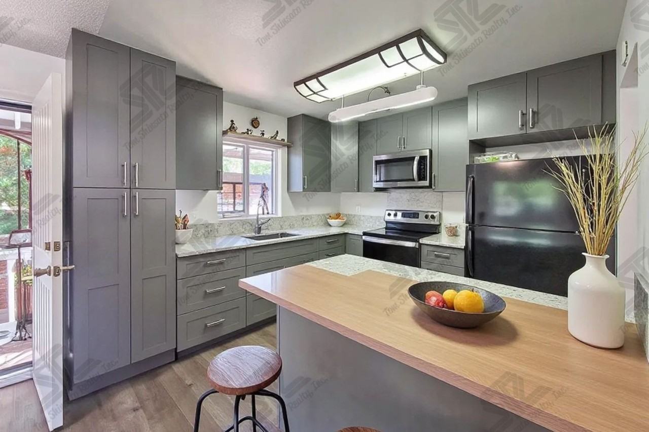 99-051A Kinoole Pl - Photo 4 of 29