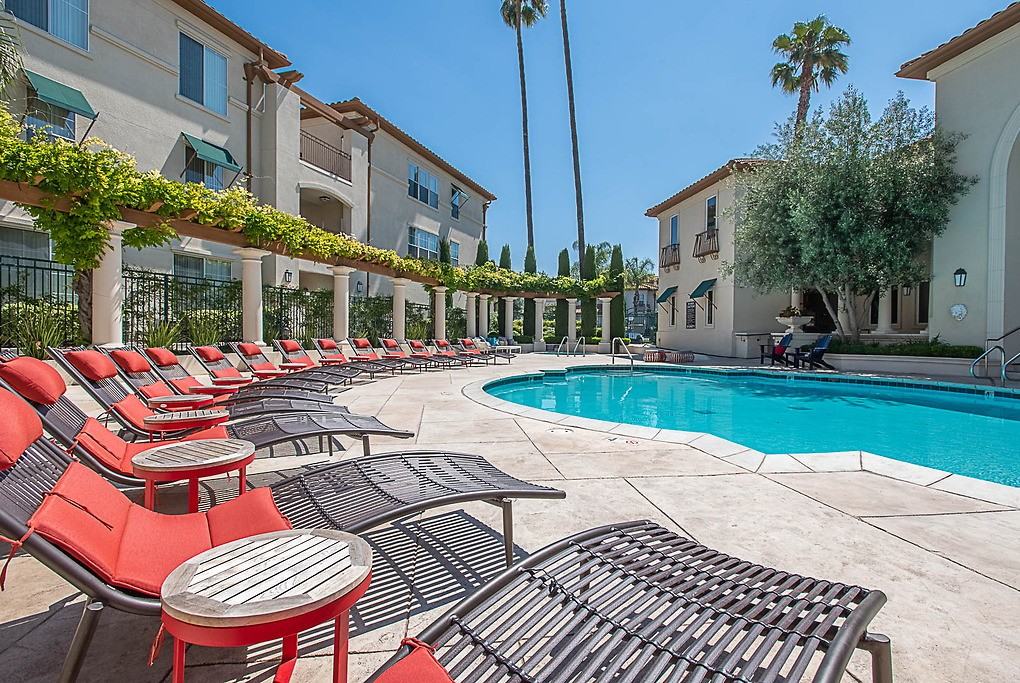 Palma Sorrento at Palm Valley - Photo 4 of 42