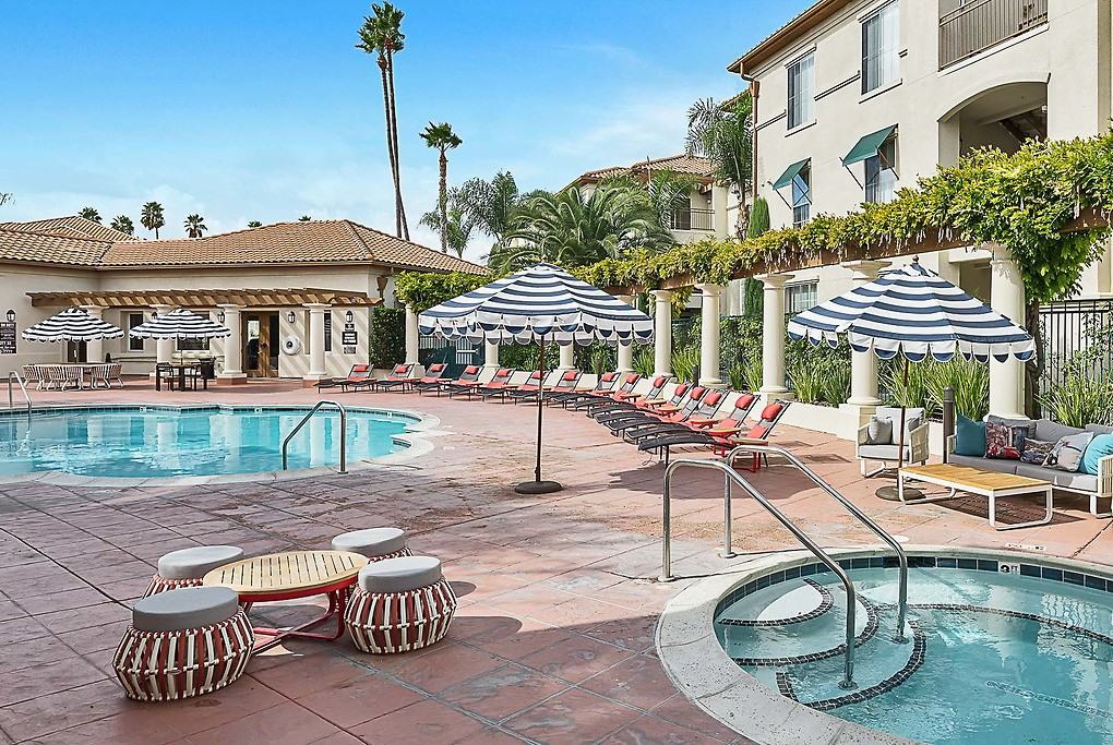 Palma Sorrento at Palm Valley - Photo 5 of 42