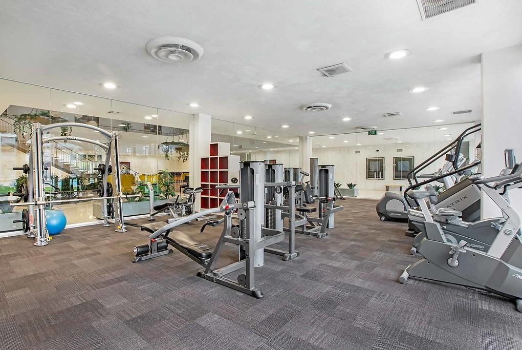 The Stuart at Sierra Madre Villa - Photo 5 of 50