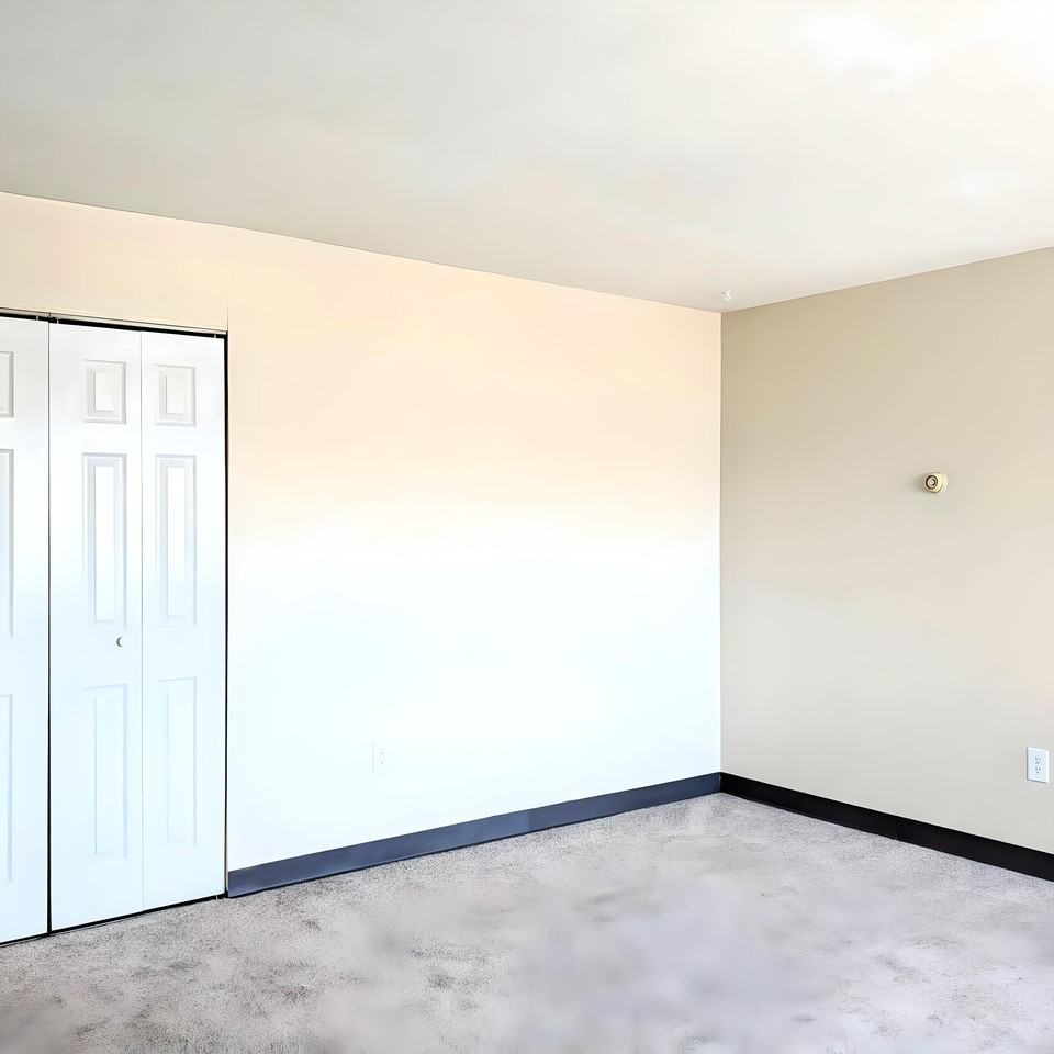 Fuller - Photo 4 of 50