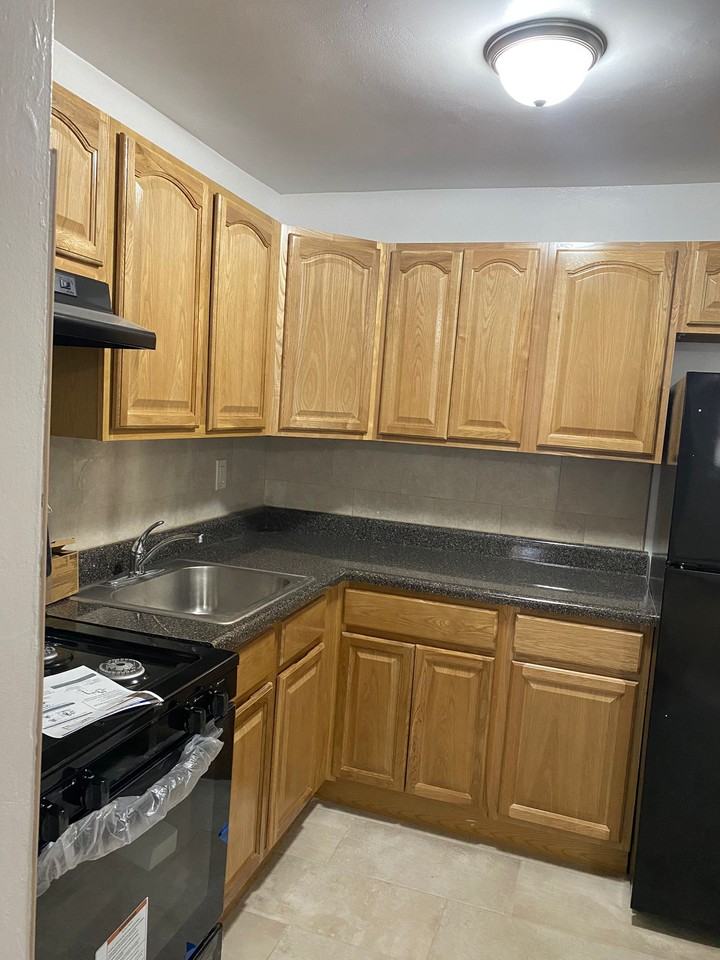 249 Prospect Street 2013, LLC - Photo 2 of 14