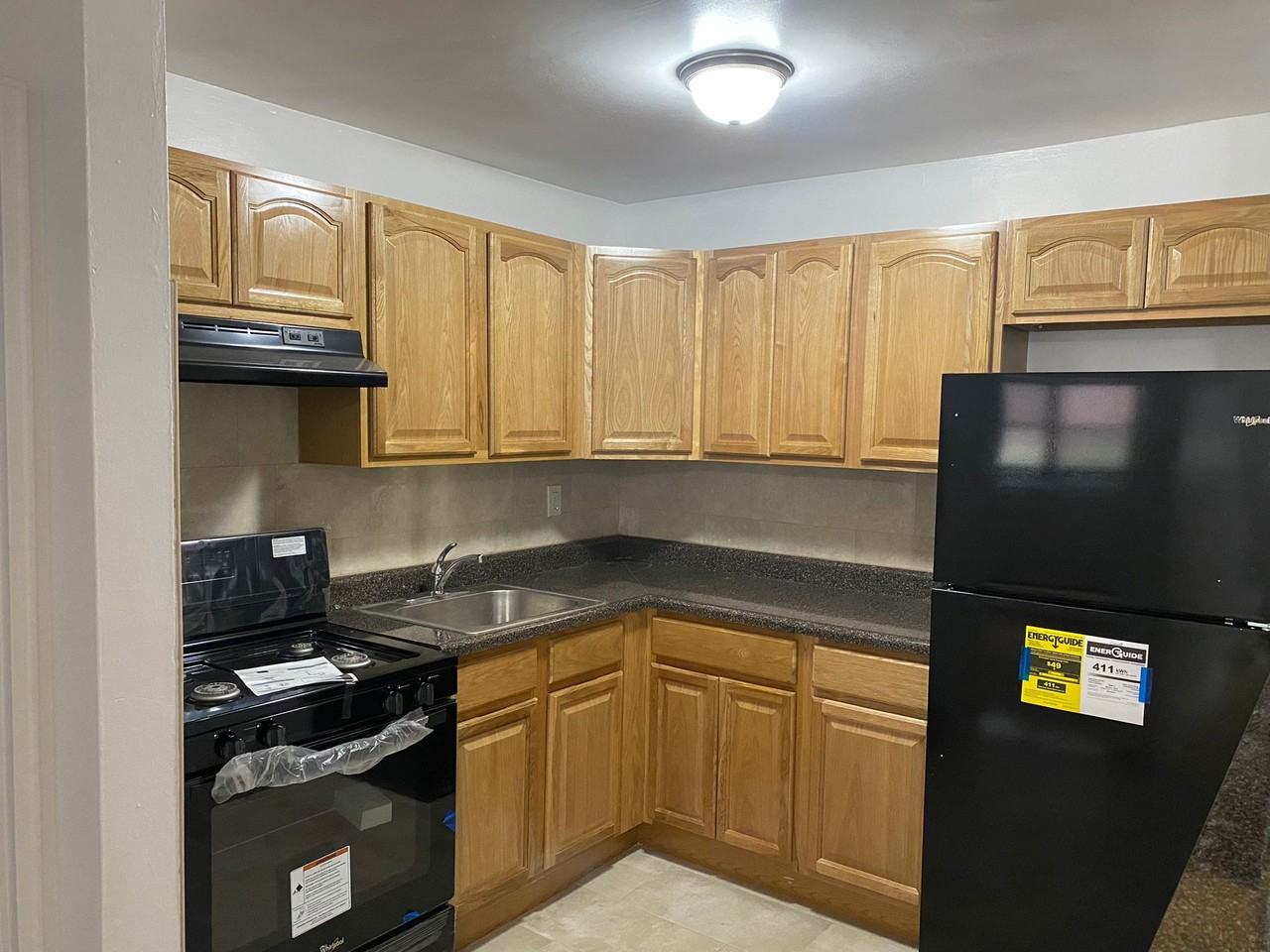 249 Prospect Street 2013, LLC - Photo 4 of 14