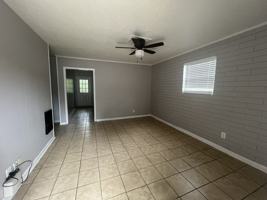 featured image of 442 Lafayette Rd