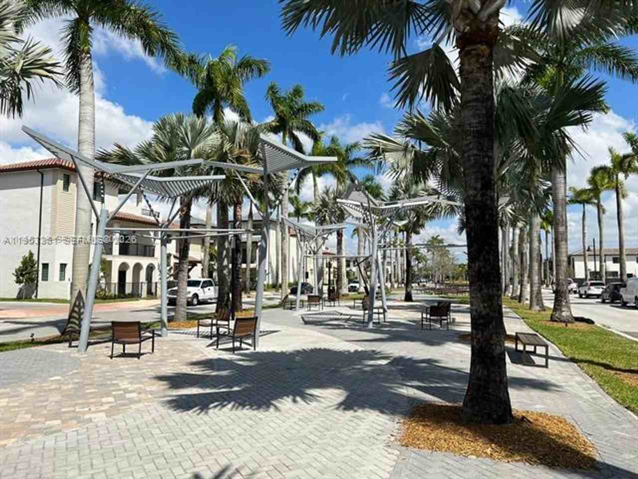 4622 4622 NW 83rd Path th 4622 - Photo 3 of 14