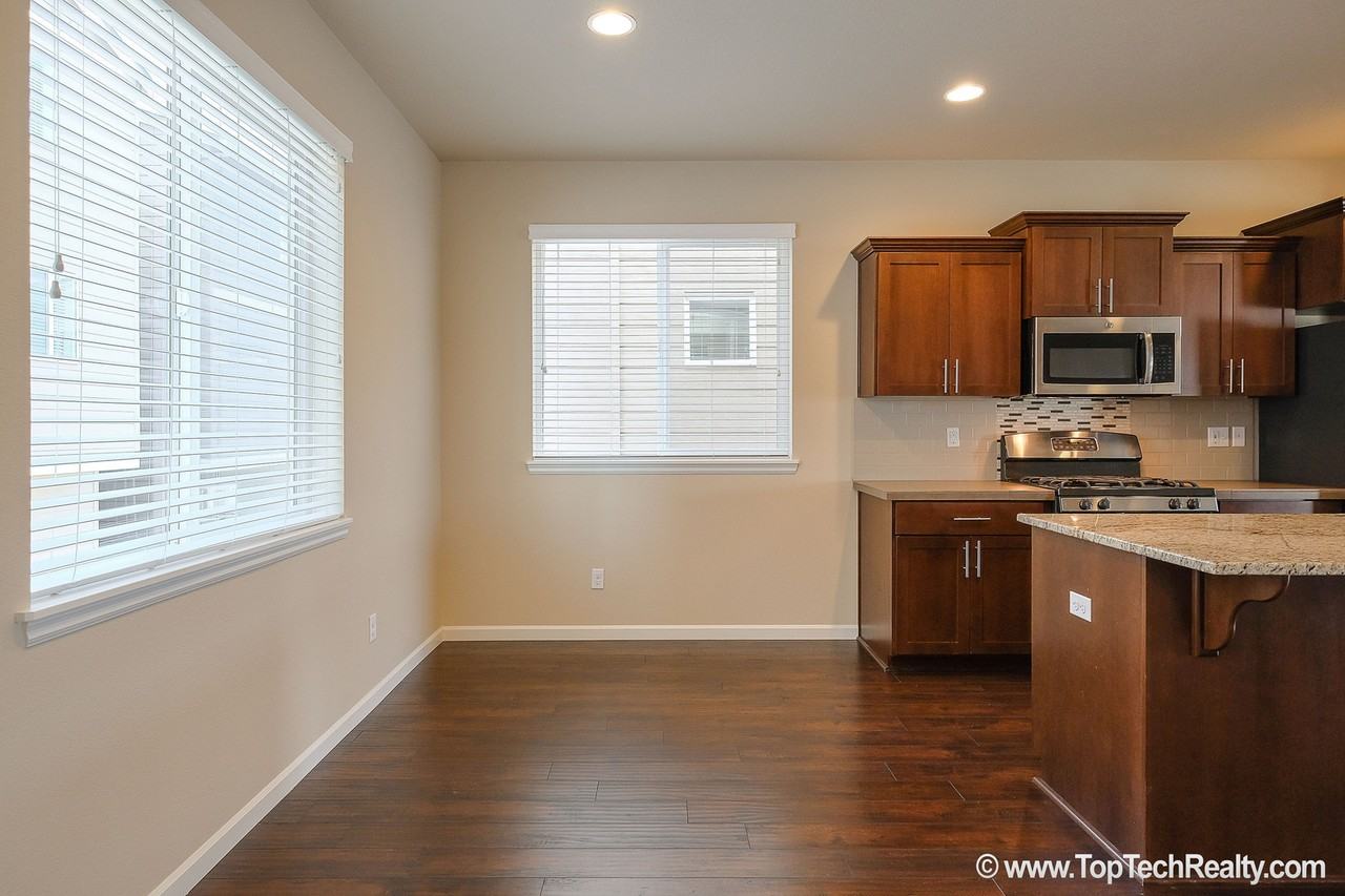 7687 Nw Buckthorn Way - Photo 7 of 23