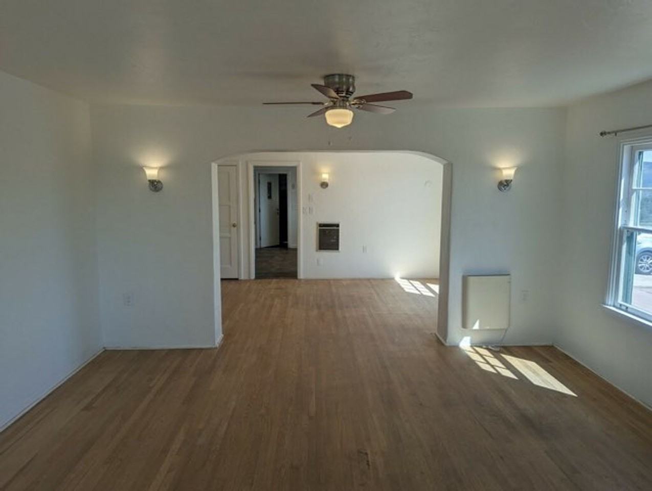 2510 Summit Dr - Photo 4 of 14