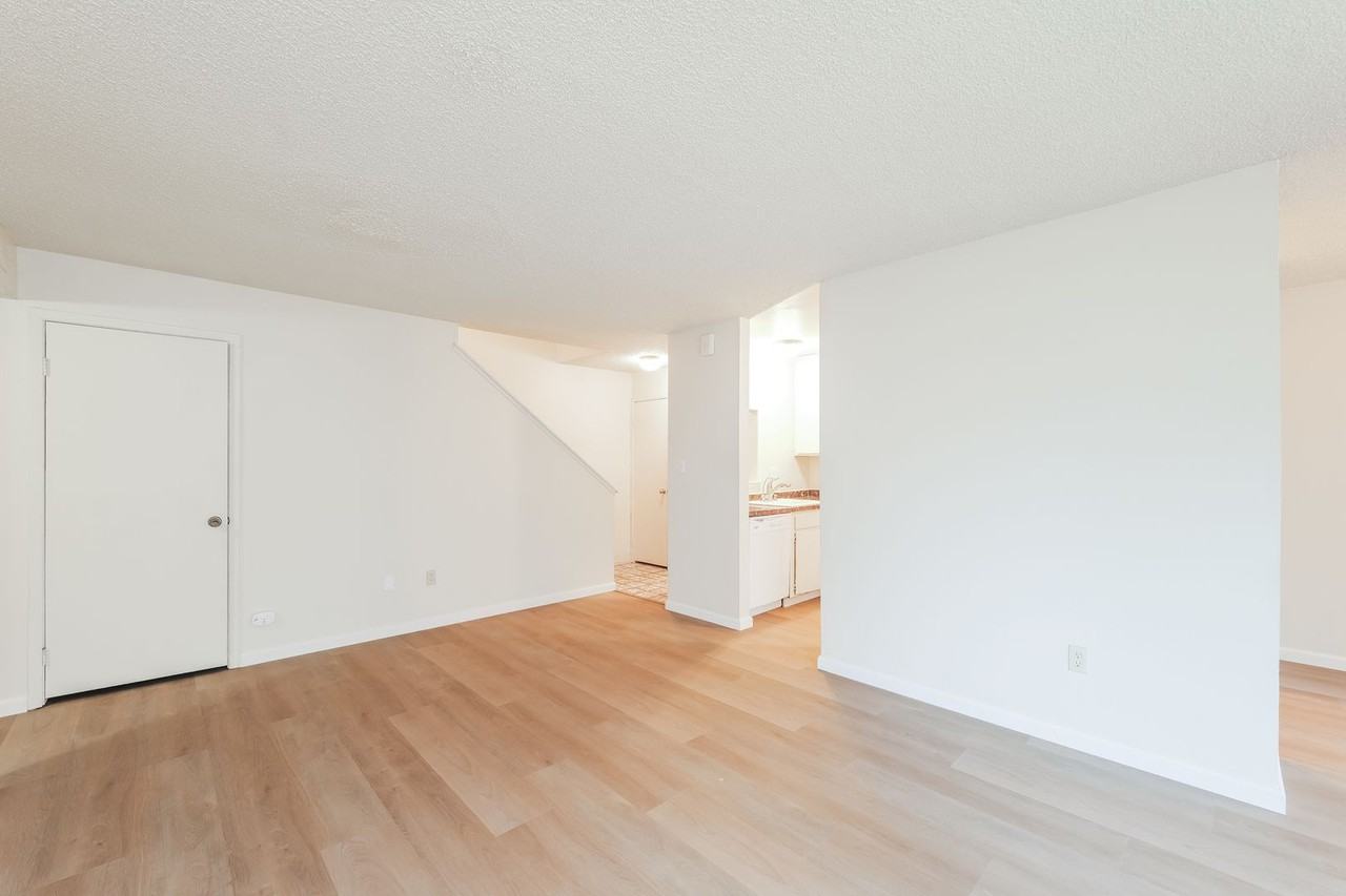 1970 Knolls Dr - Photo 2 of 28