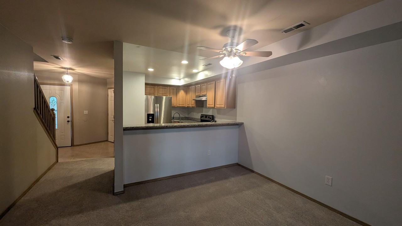 2024 104th St Sw #B - Photo 3 of 36