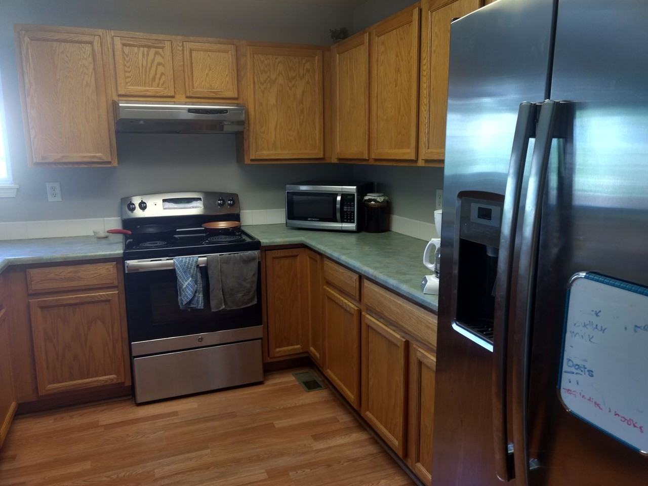 6511 Stagecoach Ave - Photo 5 of 17