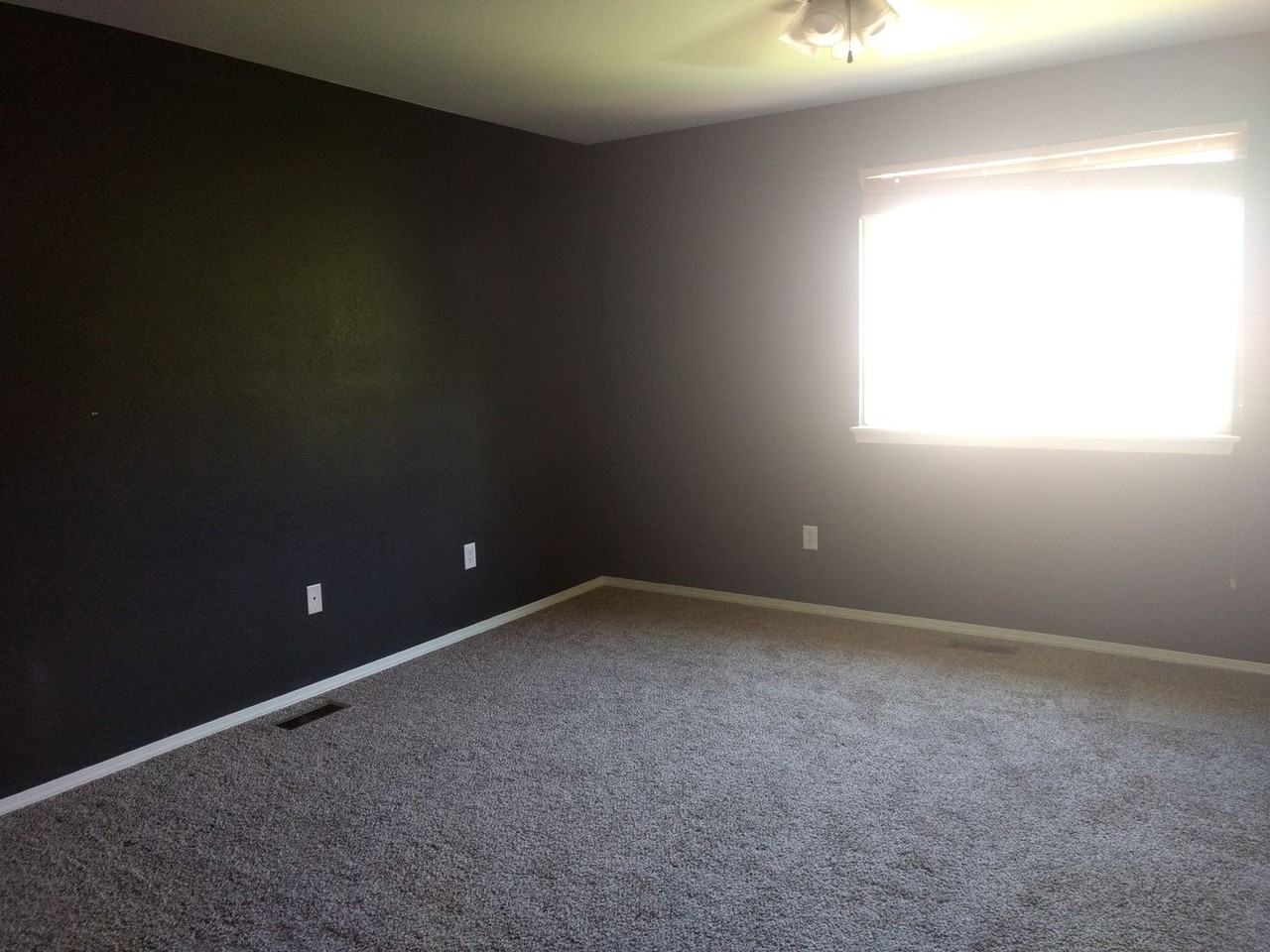 6511 Stagecoach Ave - Photo 7 of 17