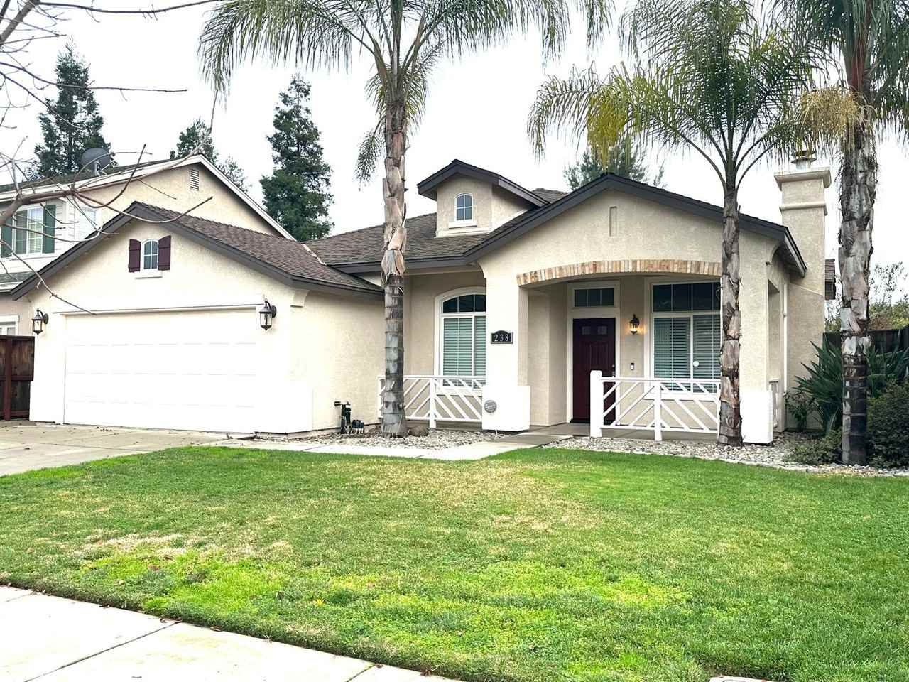 238 Westbury Ln - Photo 2 of 35