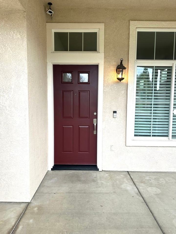 238 Westbury Ln - Photo 4 of 35