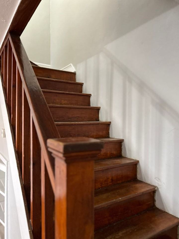 710 1/2 W 2nd Ave - Photo 5 of 9