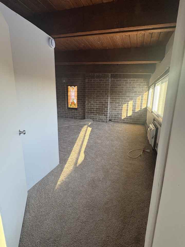 389 North Crystal Avenue - Photo 7 of 11