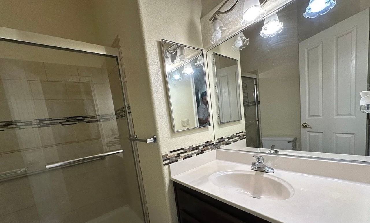 351 Seaton Dr - Photo 2 of 7