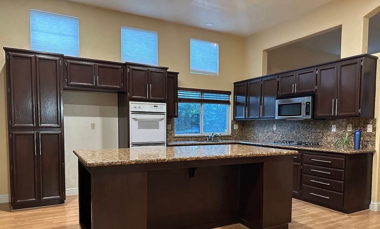 351 Seaton Dr - Photo 5 of 7