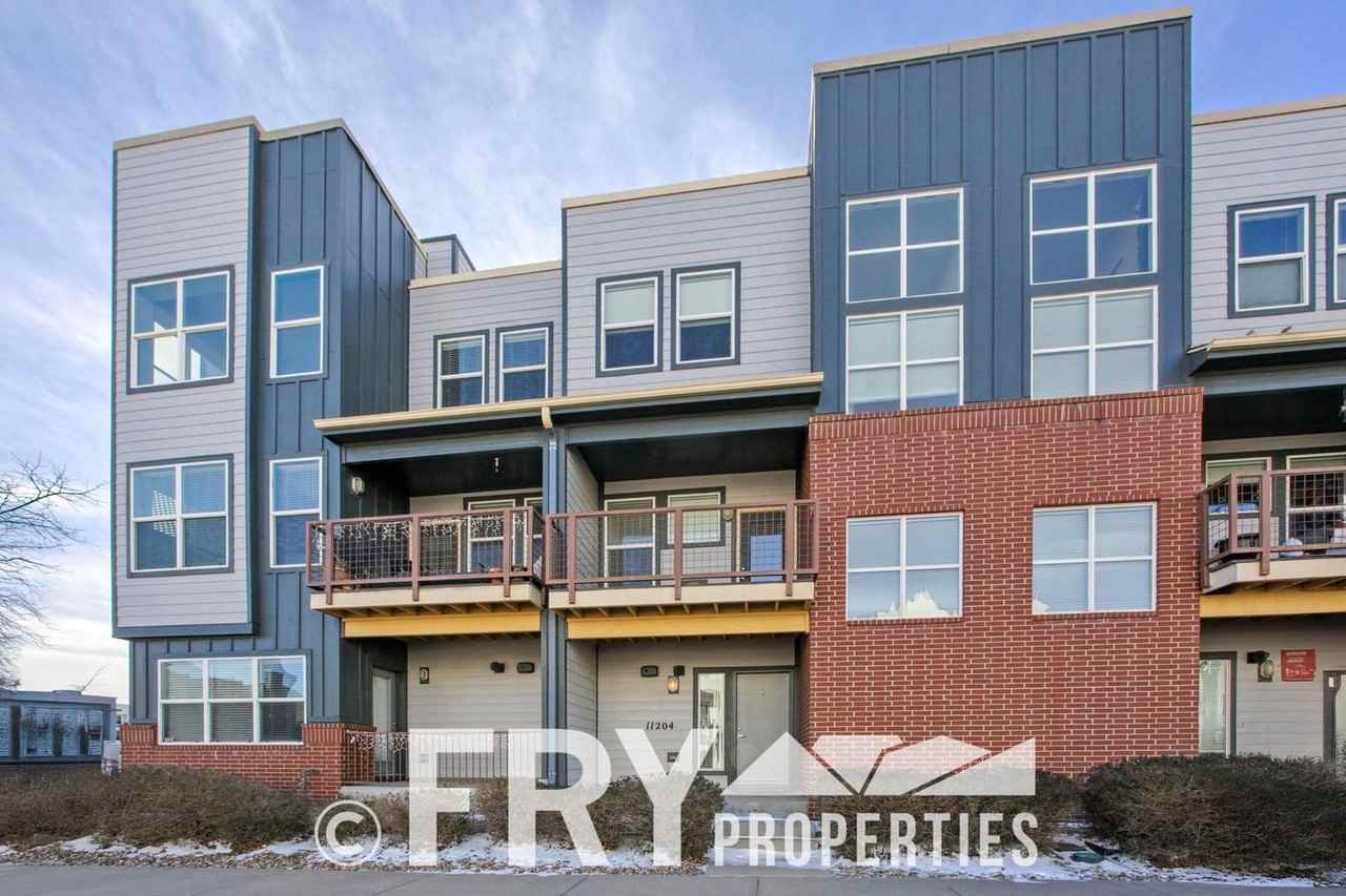 11204 Colony Cir - Photo 3 of 29