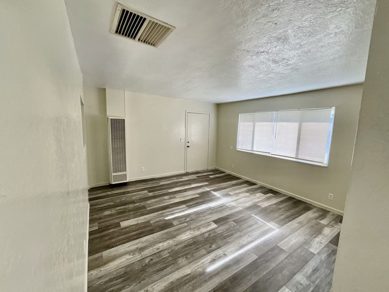 3352 Coreen Ct - Photo 2 of 9