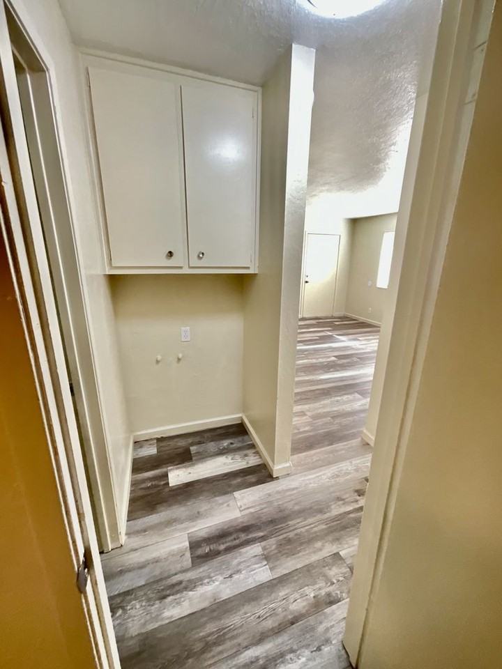 3352 Coreen Ct - Photo 4 of 9