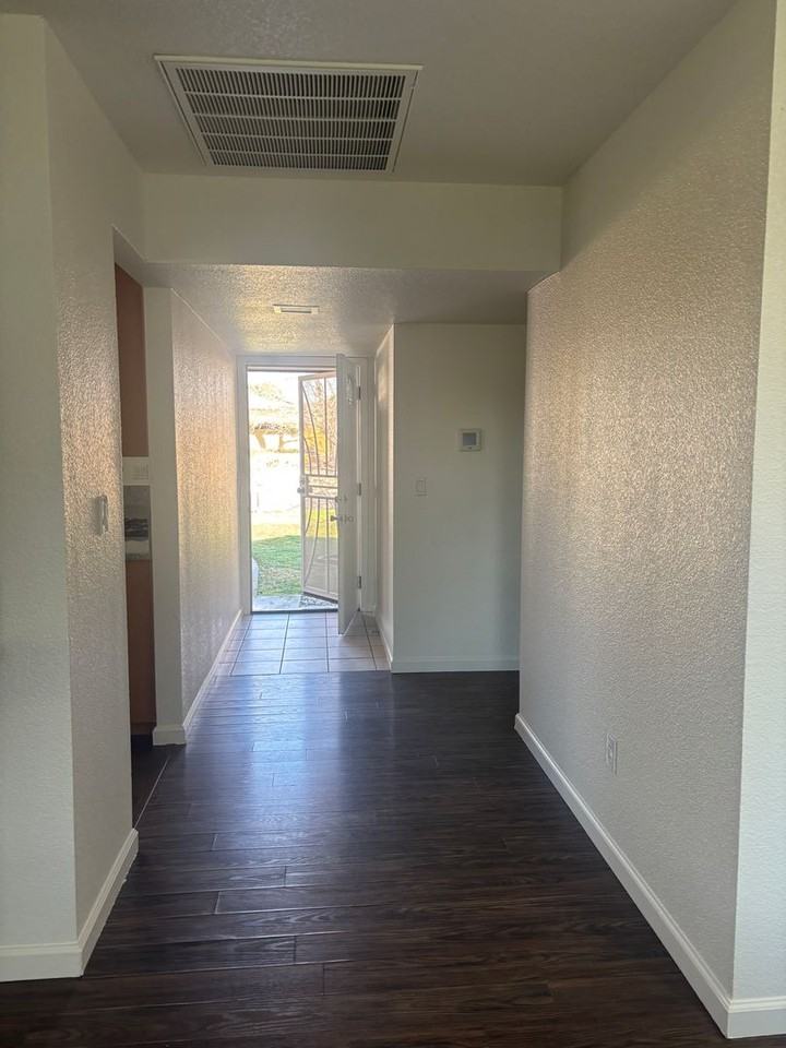 1006 Camelia Ave #1006 - Photo 6 of 18