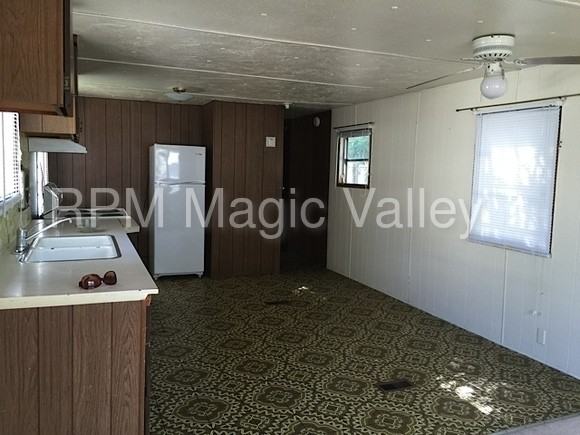 412 S Greenwood St - Photo 3 of 8