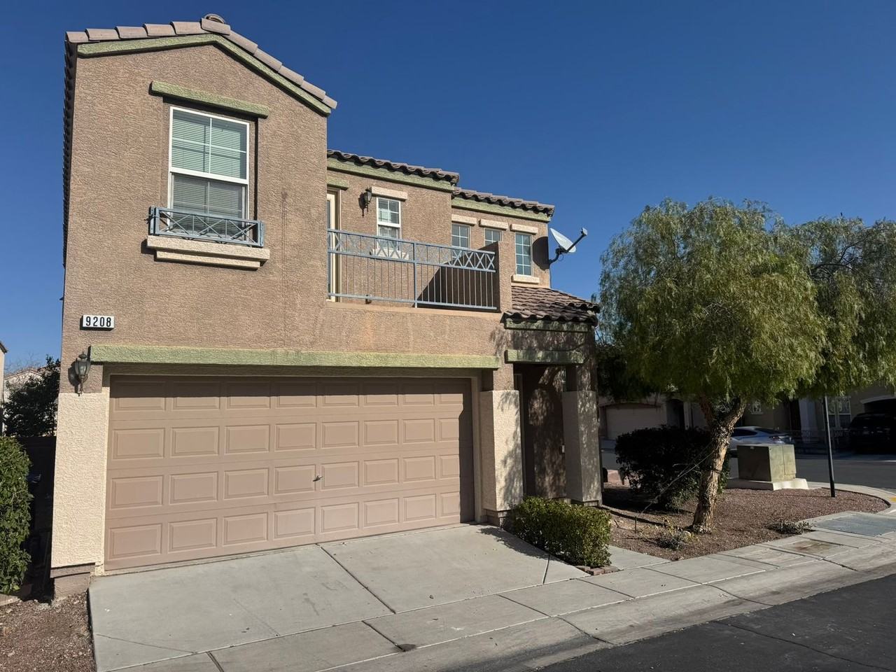 9208 Nerone Ave - Photo 2 of 40